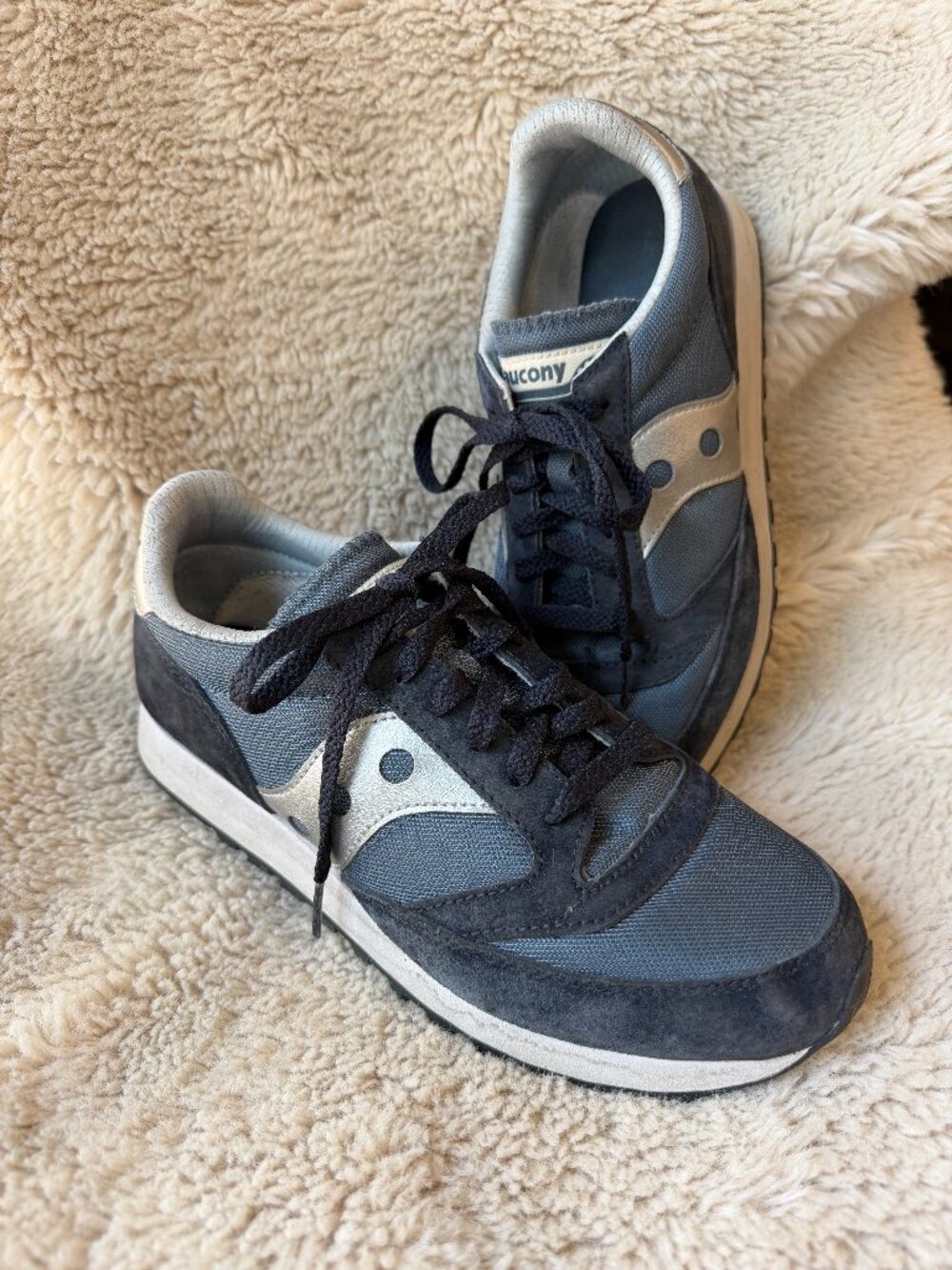 SAUCONY Jazz '81 retro sneaker | Mens 7.5 Womens 9 | navy silver denim